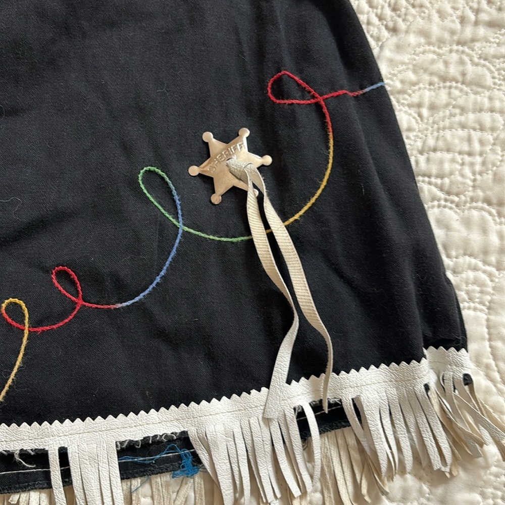 1960’s Walls of Texas girls size 7 fringed black/red 100% cotton cowgirl outfit - Picture 4 of 15